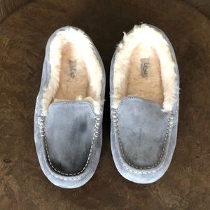 Ugg Ansley Gray Slippers 9M